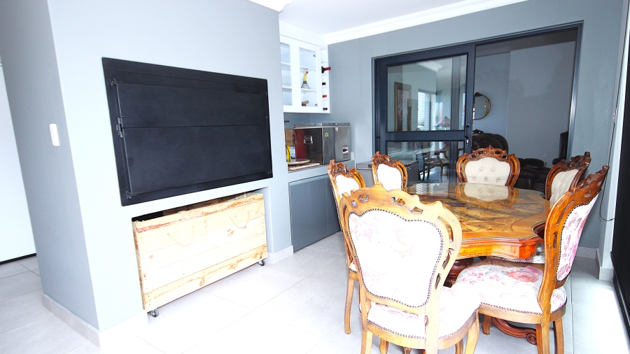 3 Bedroom Property for Sale in Monte Christo Western Cape